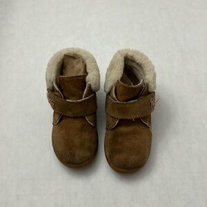 UGG size 9